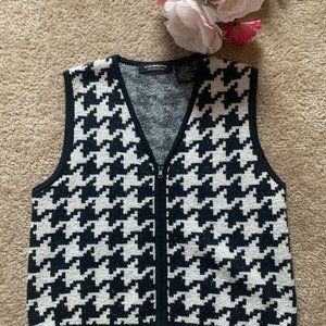 Liz Claiborne Part Wool Vest